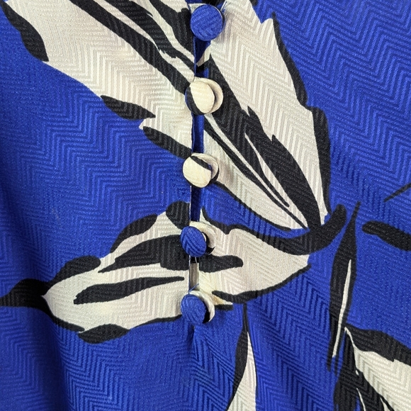 Veronica Beard Silk Blend Blue Floral Milan 3/4 Puff Sleeve V-Neck Blouse L - Picture 8 of 10